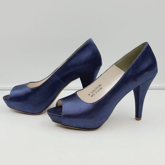 David's Bridal Navy Satin Peep Toe Pump, Size 7 M EUC - Picture 3 of 9